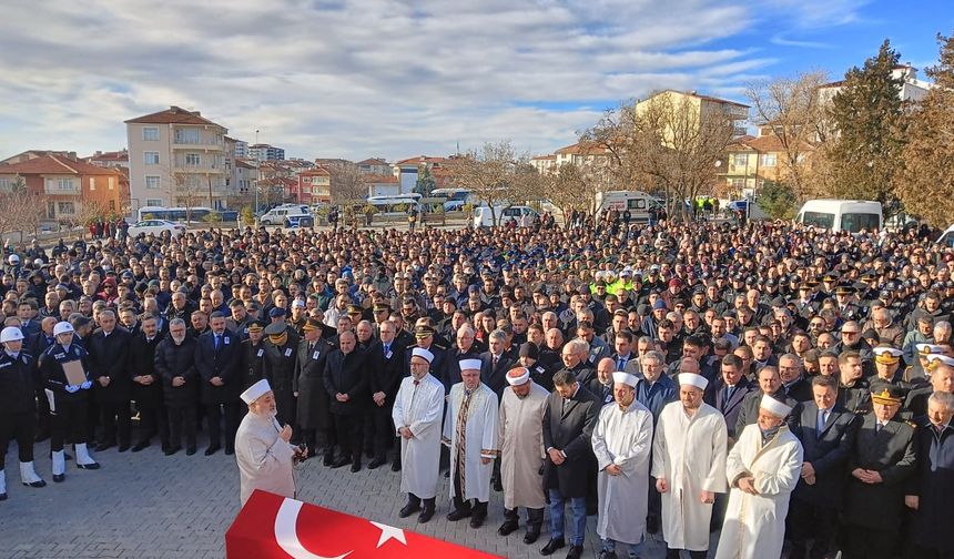 Yalova’da şehit düşen polis Yasin Koçyiğit, Ankara Şereflikoçhisar’da toprağa verildi