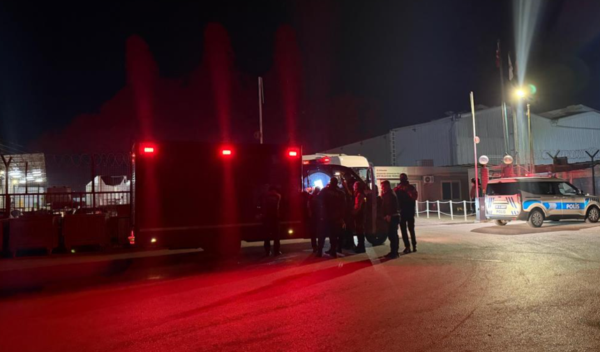 Tırdan sızan kimyasal maddeden etkilenen 5 kişi hastanelik oldu