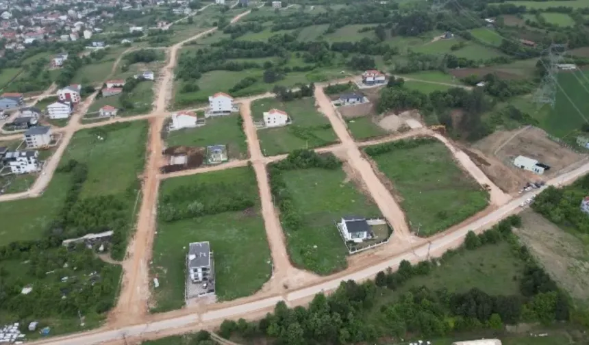 İnegöl Yeniceköy’de 4.279 m² Tarım Arazisi İcradan Satışa Çıkarıldı