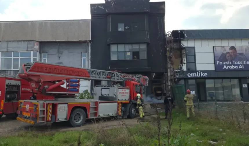 İnegöl’de trafoda patlama: Alevler iş yerine sıçradı