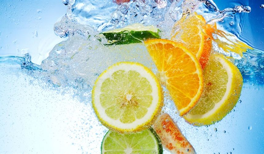 Meyveli Soda Gerçekten Zararlı Mı, Günlük Tüketimde Nelere Dikkat Edilmeli Sorusunun Cevabı Ne?