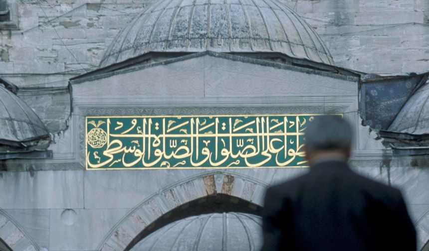 Rüyada Helal Kazanç Ne Anlama Gelir? Rüyada Haram ve Helal Görmek Ne Demek? Dini Rüya Tabirleri