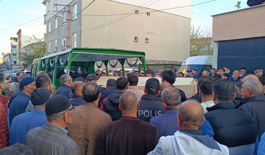 Sultanbeyli'de 25 yaşındaki genç kadın evinde ölü bulundu