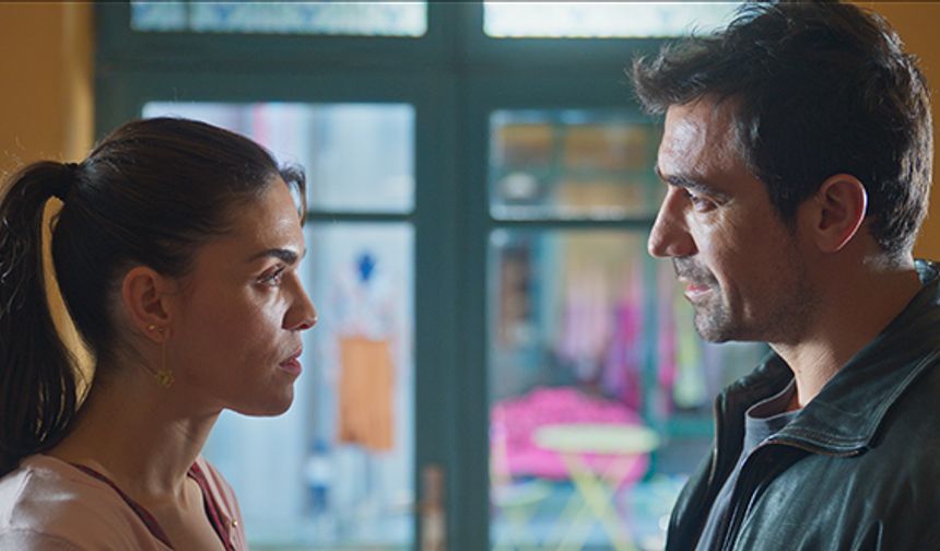 Netflix’ten Yeni Yerli Dizi Hamlesi! Ayrılık da Sevdaya Dahil İlk Fragmanıyla Merak Uyandırdı