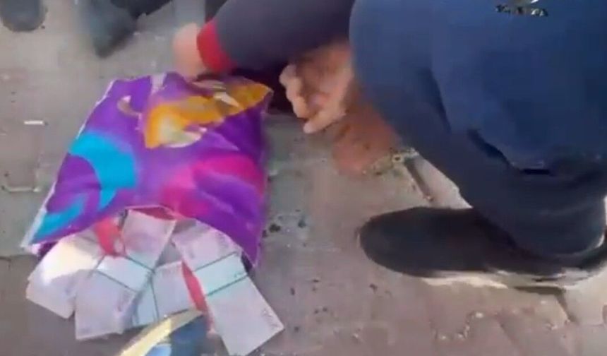 Poşetteki 2 milyon lira ile 30 metre gidebildiler, polisin operasyonuyla yakalandılar