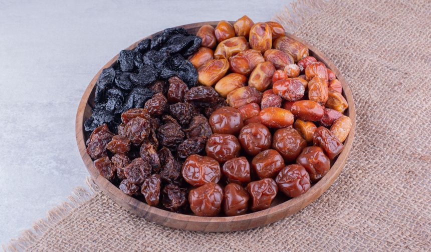 Rüyada Hurma Görmek Ne Anlama Gelir? Dini Rüya Tabirleri