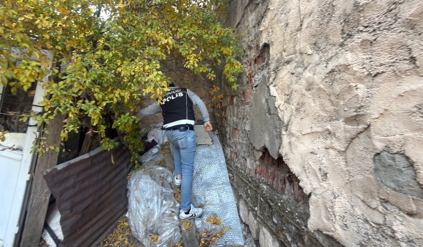 Şırnak'ta zehir trafiğine darbe! 854 gözaltı, 62 tutuklama