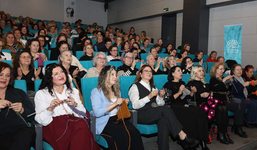 Bursa'da kadınlardan huzurevine ilmek ilmek sevgi