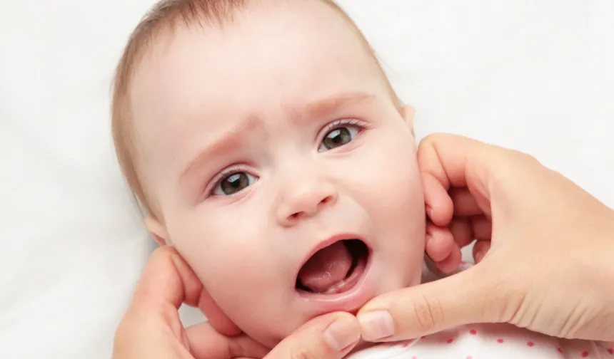 Hamilelikte Yoğun Stres, Bebeklerin Süt Dişlerini Erken Çıkarmasına Yol Açabilir
