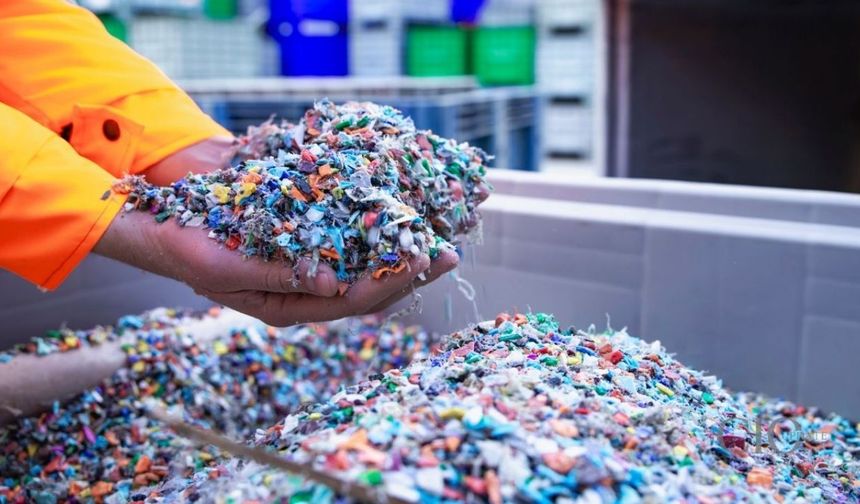 Plastik Çöpten İlaca! Parkinson Tedavisinde Umut Veren Büyük Keşif