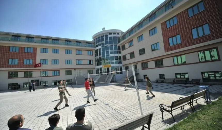 Şehit Fevzi Başaran Anadolu İmam Hatip Lisesi 5. Sınıf Öğrenci Seçme Sınavı Başvuruları Başladı!