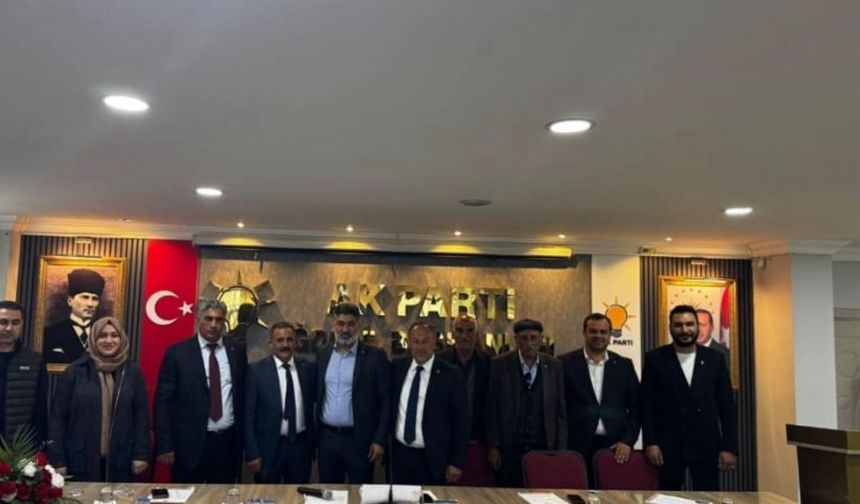 DEM Partili meclis üyesi AK Parti’ye katıldı