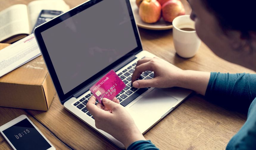 Online Alışverişte Helallik Nedir? Aldığımız Ürünler Gerçekten Helal mi Nasıl Anlarız?
