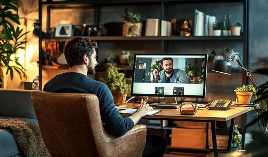 Remote Work Nedir, Hangi Alanlarda Yaygın? Evden Çalışanlar İçin İbadet Disiplini Rehberi