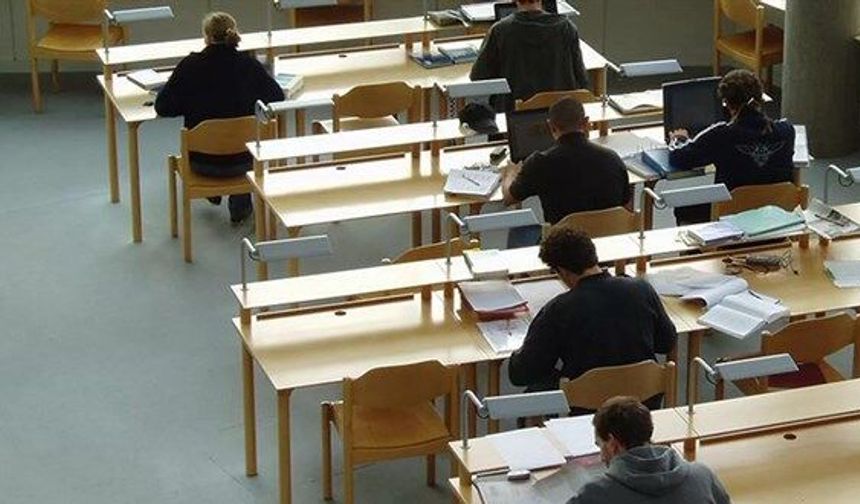 “Sıfır” Verilen Kağıt Mahkemeden Döndü! Öğrenci Davayı Kazandı