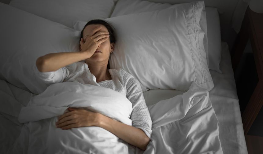 Boyun Fıtığı Olanlar Nasıl Yastık Tercih Etmeli? Boyun Fıtığı Olanlar Hangi Pozisyonda Uyumalı?