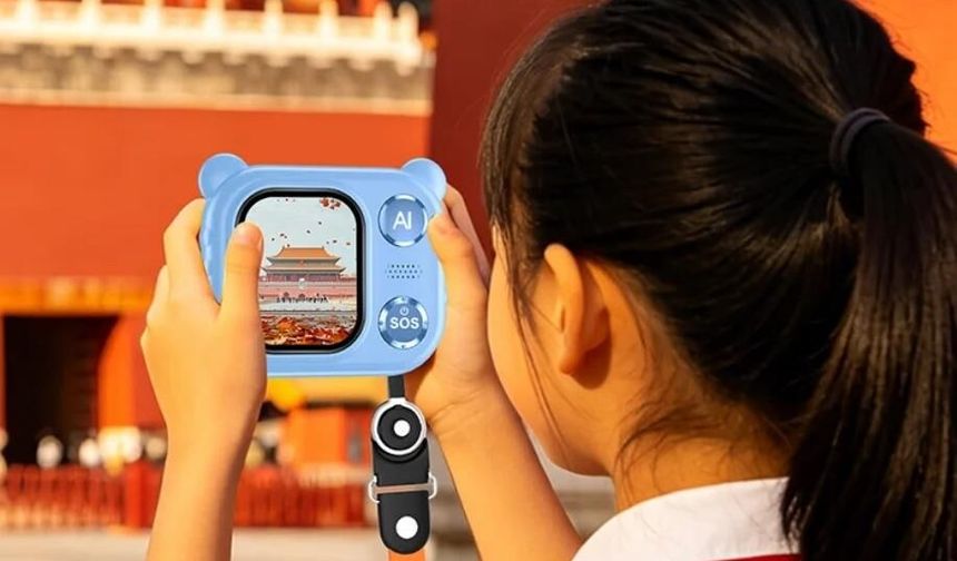 Çocuklar İçin Yapay Zekâlı Yeni Cihaz Tanıtıldı! Telefonla Akıllı Saat Arasında Yeni Dönem