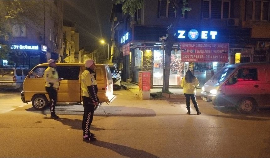 İnegöl’de Gece Denetimi! Alkollü Sürücülere Geçit Yok