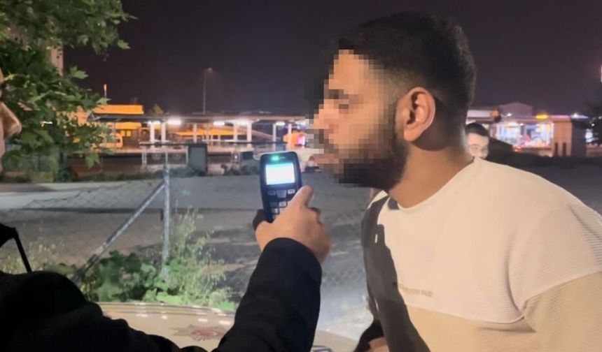Polis uygulamasını görünce çorbacıya kaçtı! 1.35 promil alkollü çıktı