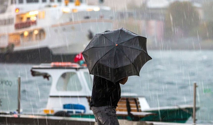 AKOM’dan İstanbul için kuvvetli yağış ve fırtına uyarısı!