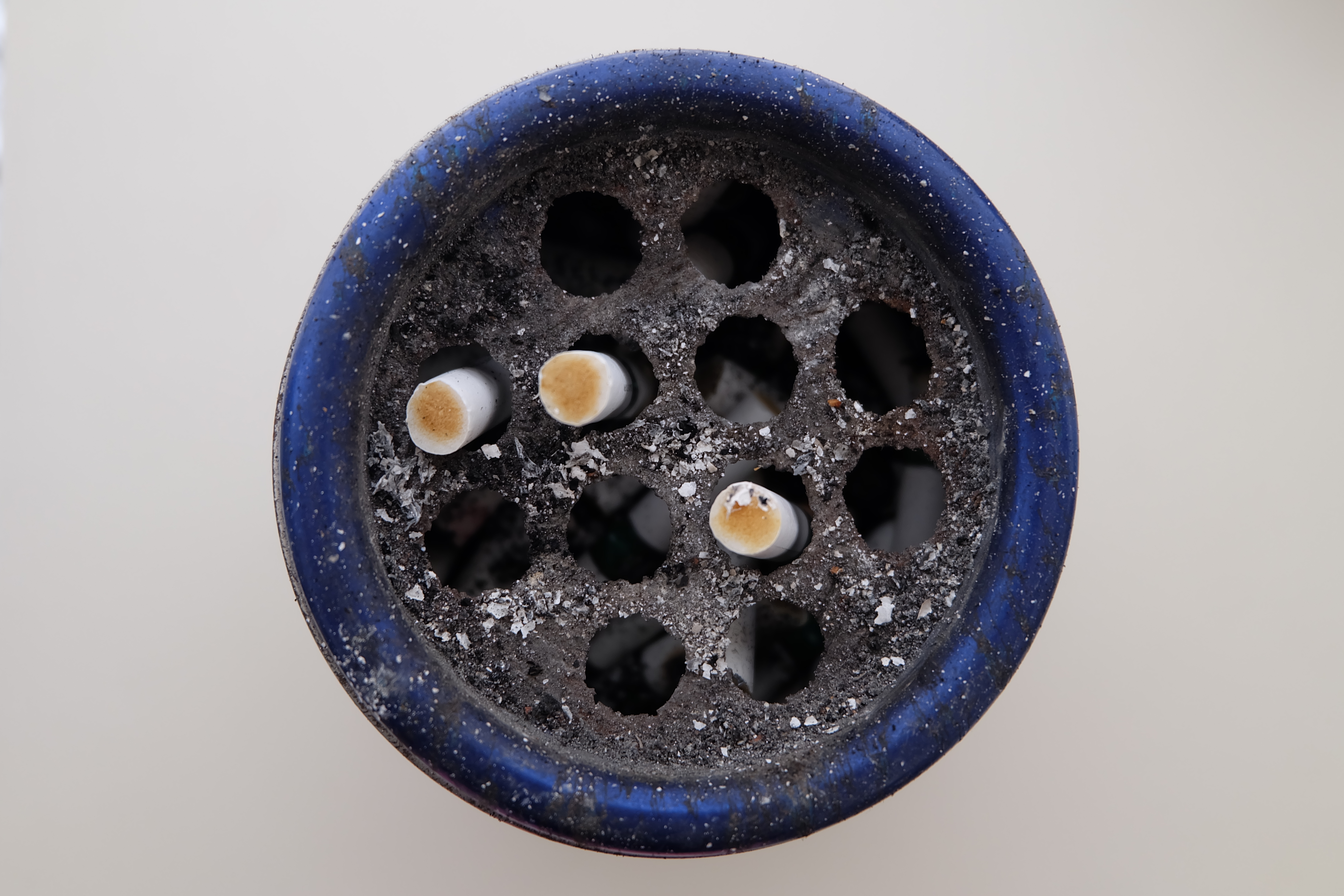 ashtray-cigarette-butt