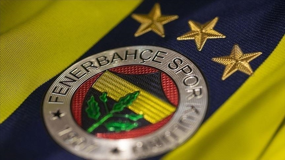 AA-20230702-31573272-31573271-FENERBAHCE_3_OYUNCUSUYLA_YOLLARINI_AYIRDI