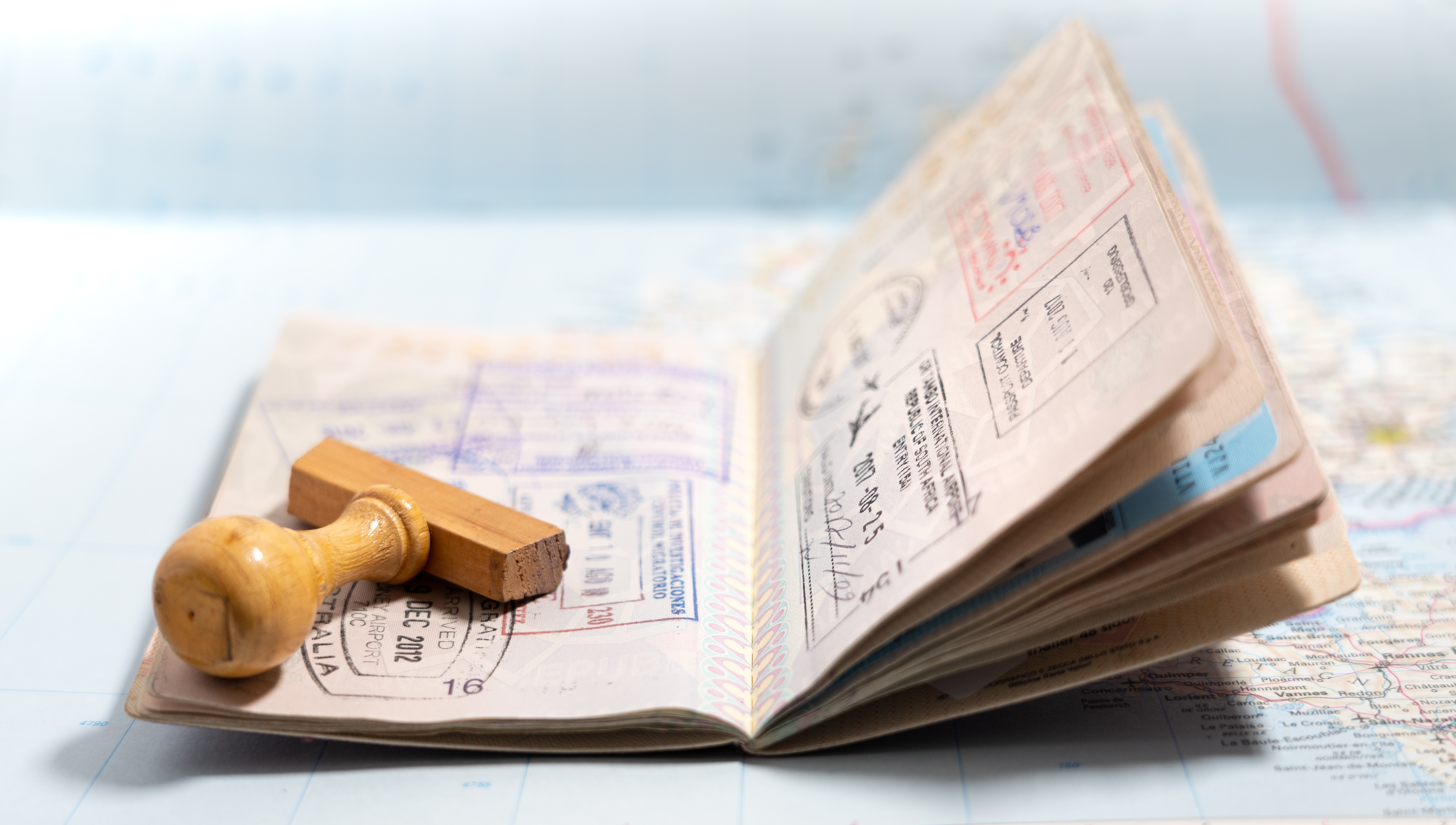 Отмен виз. Визовая политика России. Туристическая виза. Golden visa Dubai. Виза ЕС.