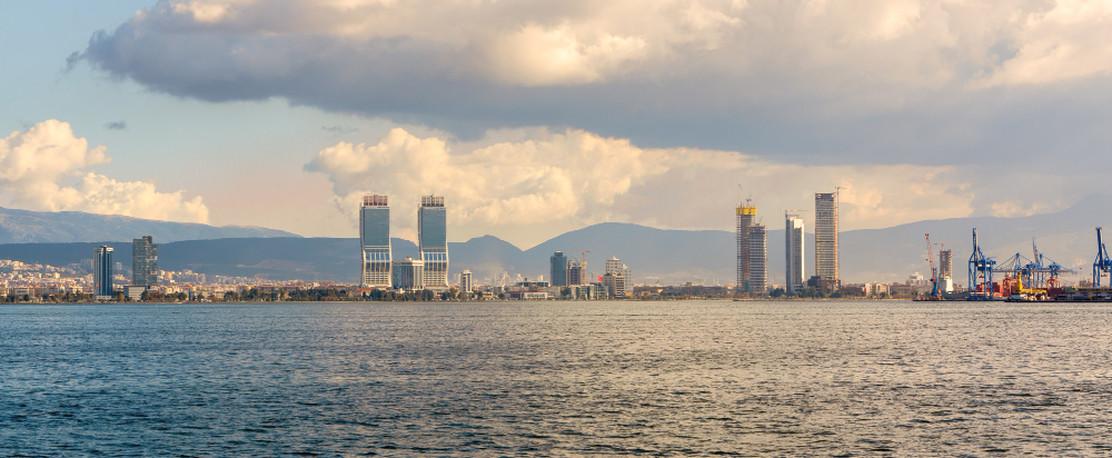 coastal-cityscape-with-modern-buildings-cloudy-sky-izmir-city-turkey