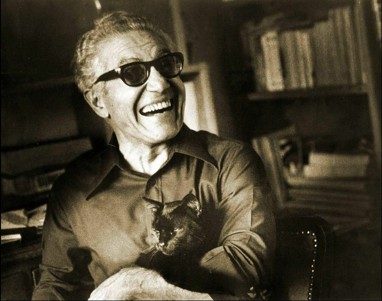 416527_10150650924202124_842835401_o-e1571725056759