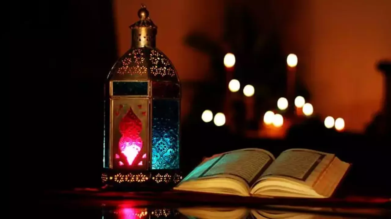 mevlid_kandil_nedir_ve_bu_gecede_neler_yapilir_mevlid_kandilinin_onemi_1695629622_4711