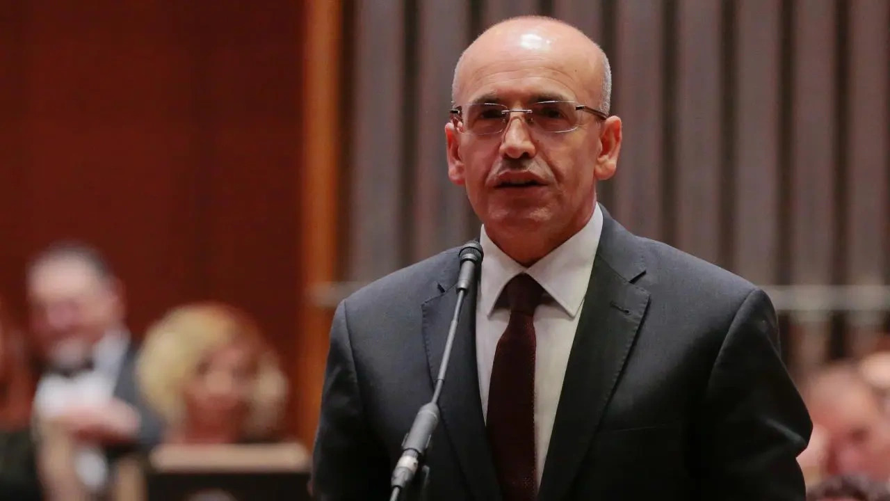 Bakan Mehmet Şimşek'ten ekonomiye dair flaş açıklama