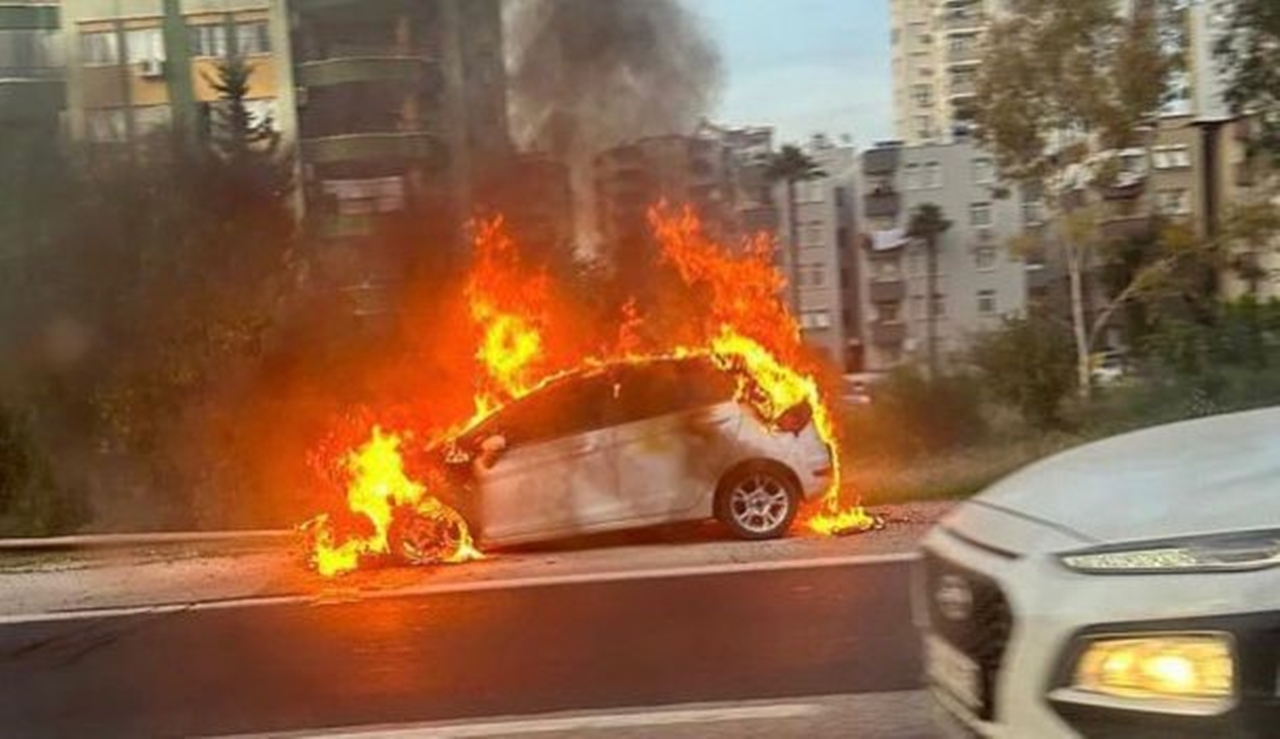 Mersin'de bir günde 4 araç yandı: Tesadüfün böylesi