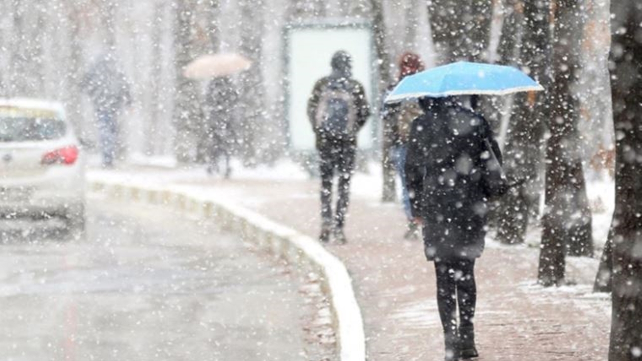 Meteoroloji uyarmaya devam ediyor: Kış geldi dayandı kapıya