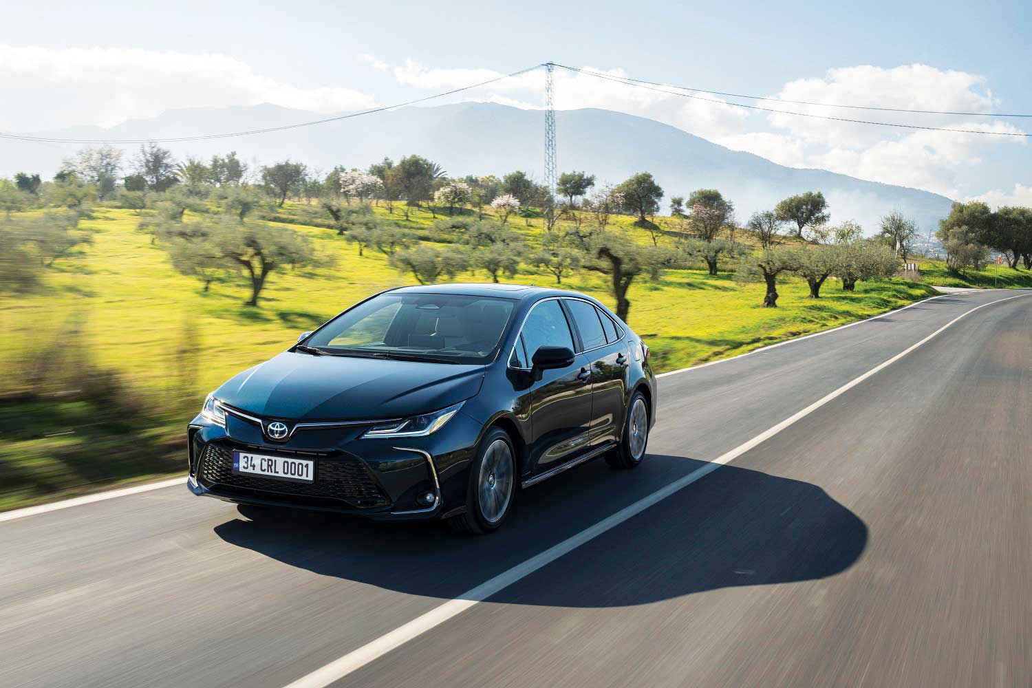 Yeni Nesil Hibrit Toyota Corolla