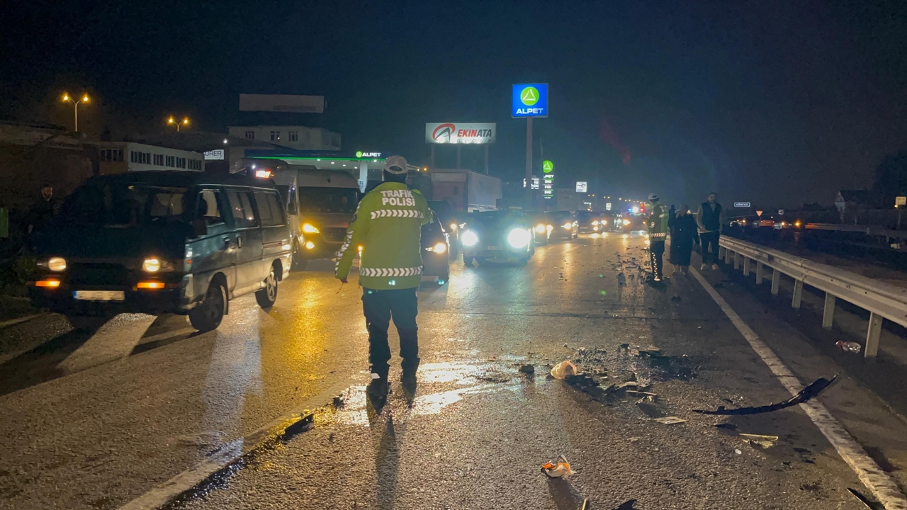 Kocaeli Körfez'de zincirleme trafik kazası: 7 yaralı