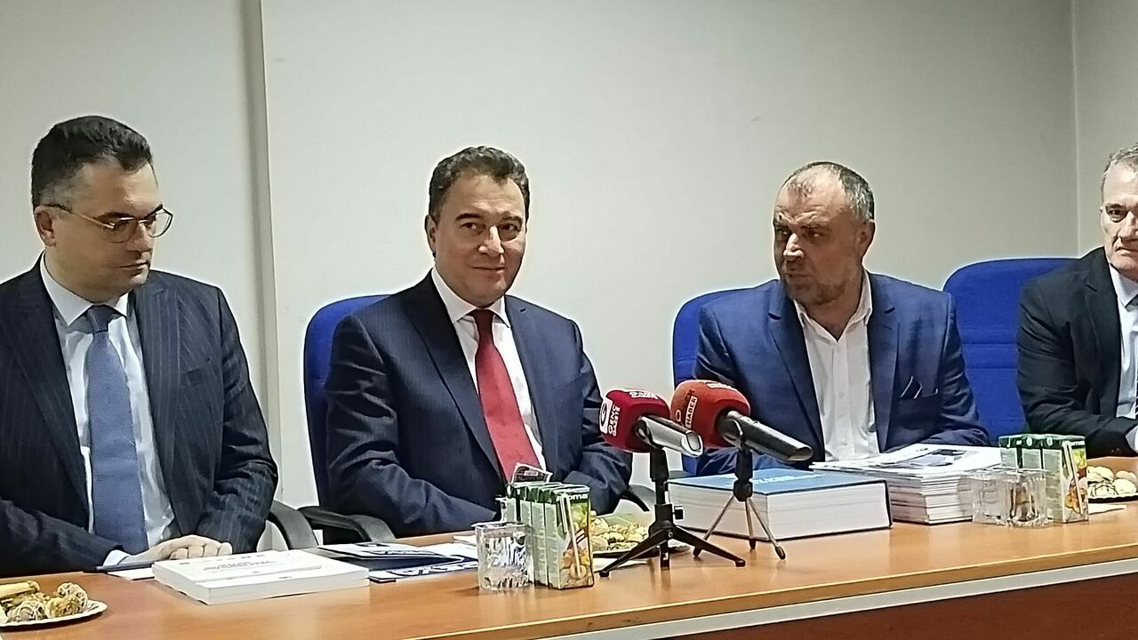 Ali Babacan, İnegöl'de Esnaf Oda Başkanlarıyla Buluştu