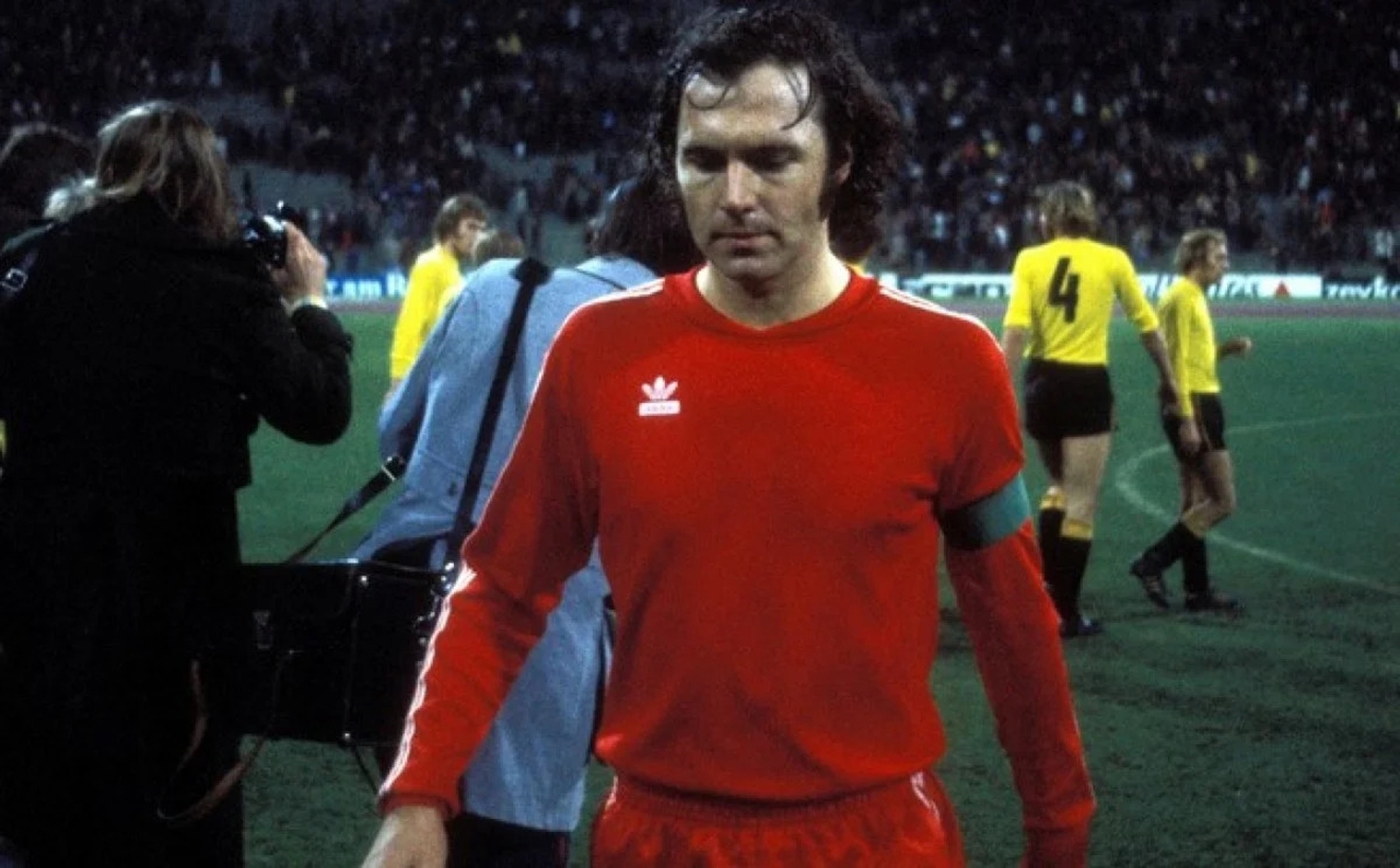Futbolun efsane ismi Franz Beckenbauer hayatını kaybetti