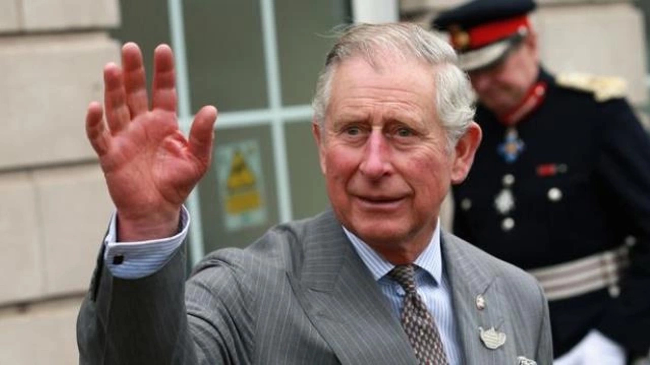 İngiltere Kralı Charles, prostat ameliyatı geçirecek