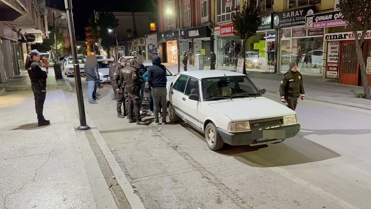 Aksaray polisinden şok uygulama