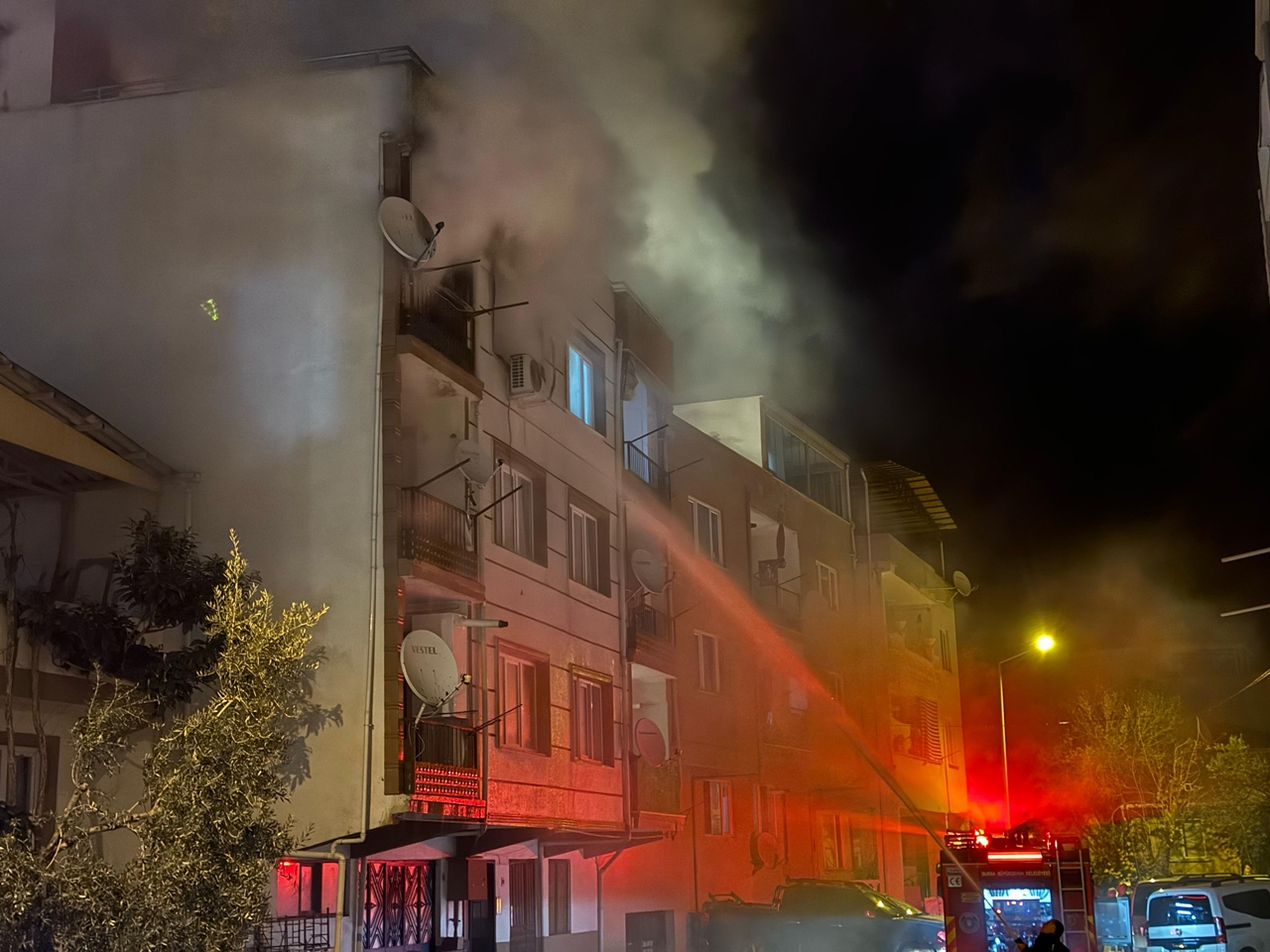 Bursa Mudanya'da korkutan yangın