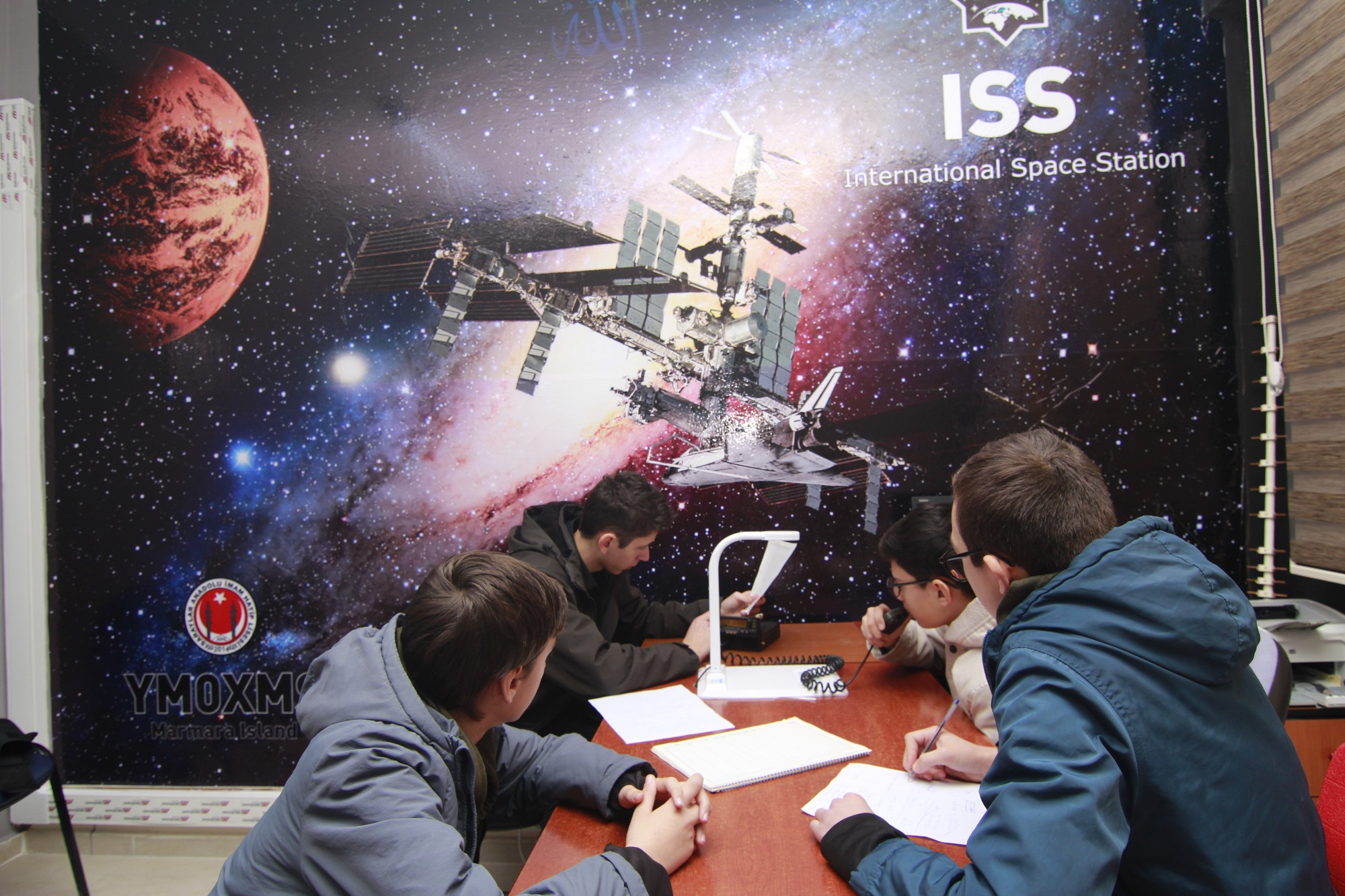 Genç Gazete Tüm Türkiye O'nun Uzaydan Dönüşünü Bekliyor (4)