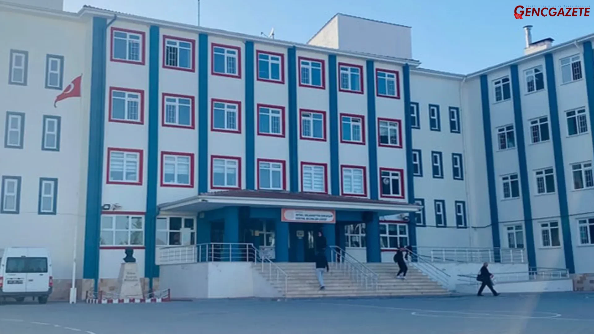 Kütahya'daki Öncü Okul, Türkiye'deki En İyi 25 Okul Arasında! - Genç G