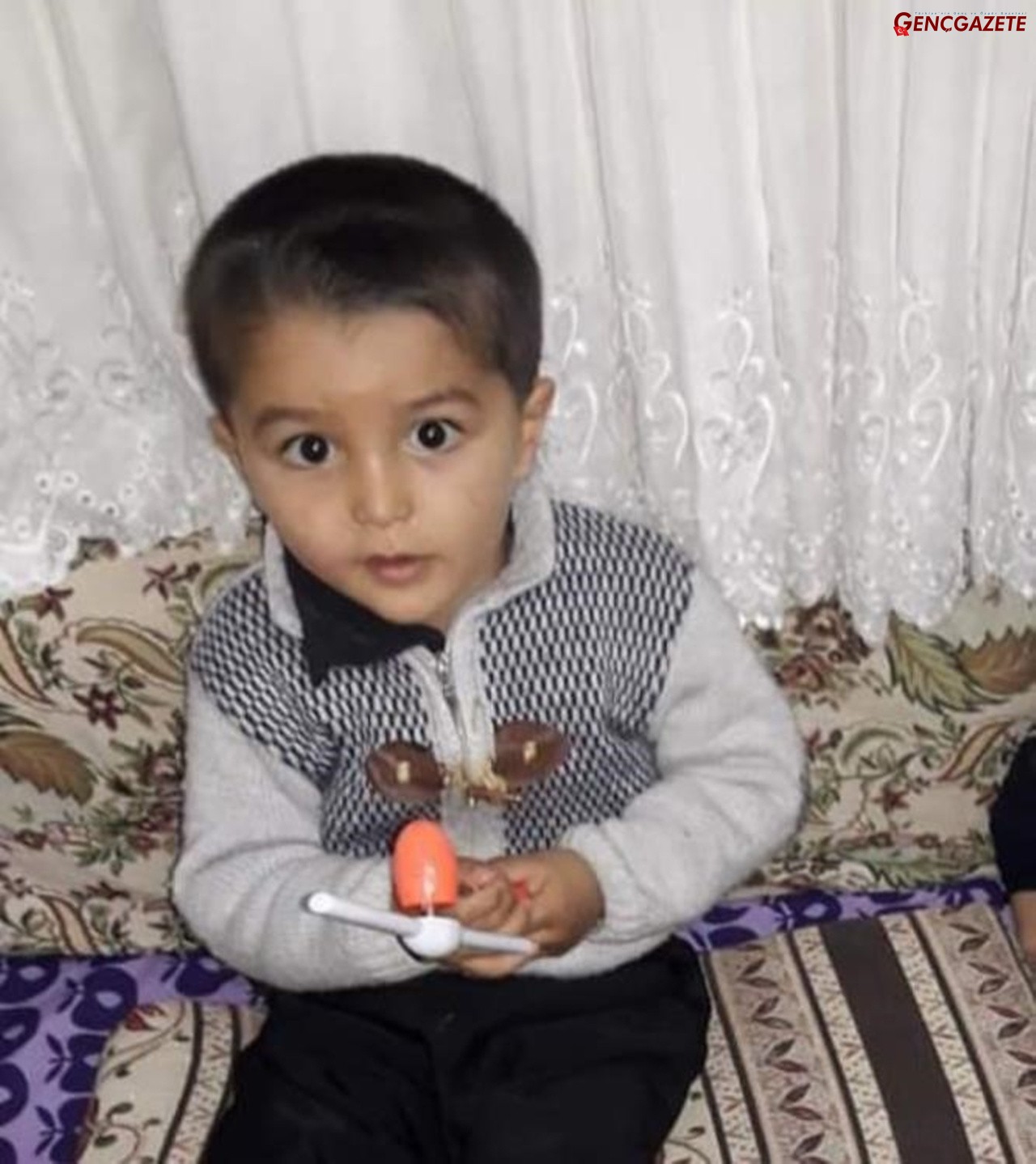 7 yaşındaki kayıp Mehmet'i 176 personel arıyor