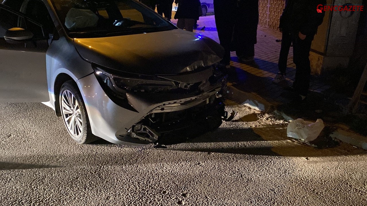 Ahmet Türkel çevre yolunda kaza, Bir ölü bir yaralı