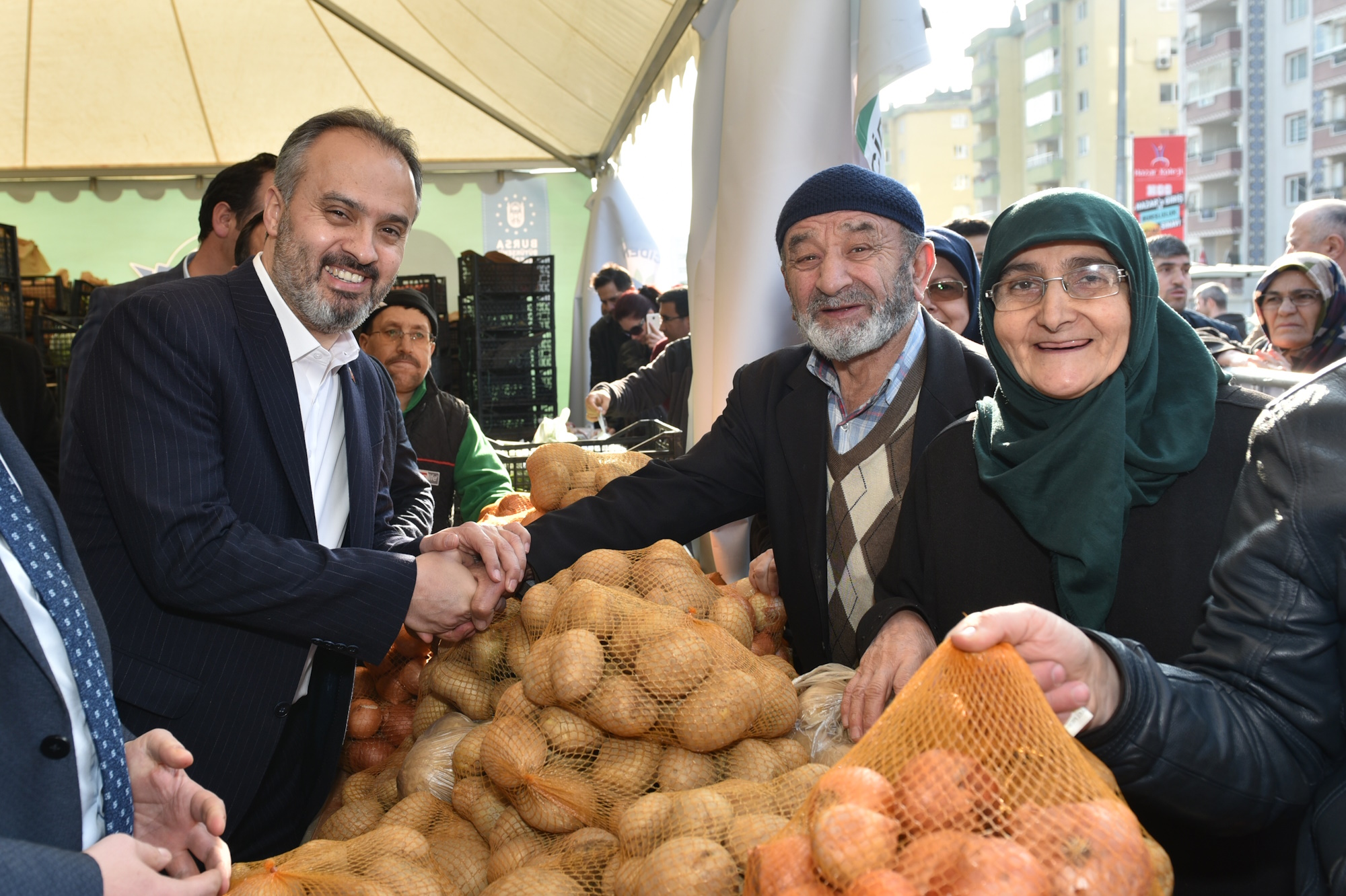 Başkan Aktaş'tan Emeklilere Müjde! Ulaşımda Ve Faturalarda Yüzde 25 İndirim!