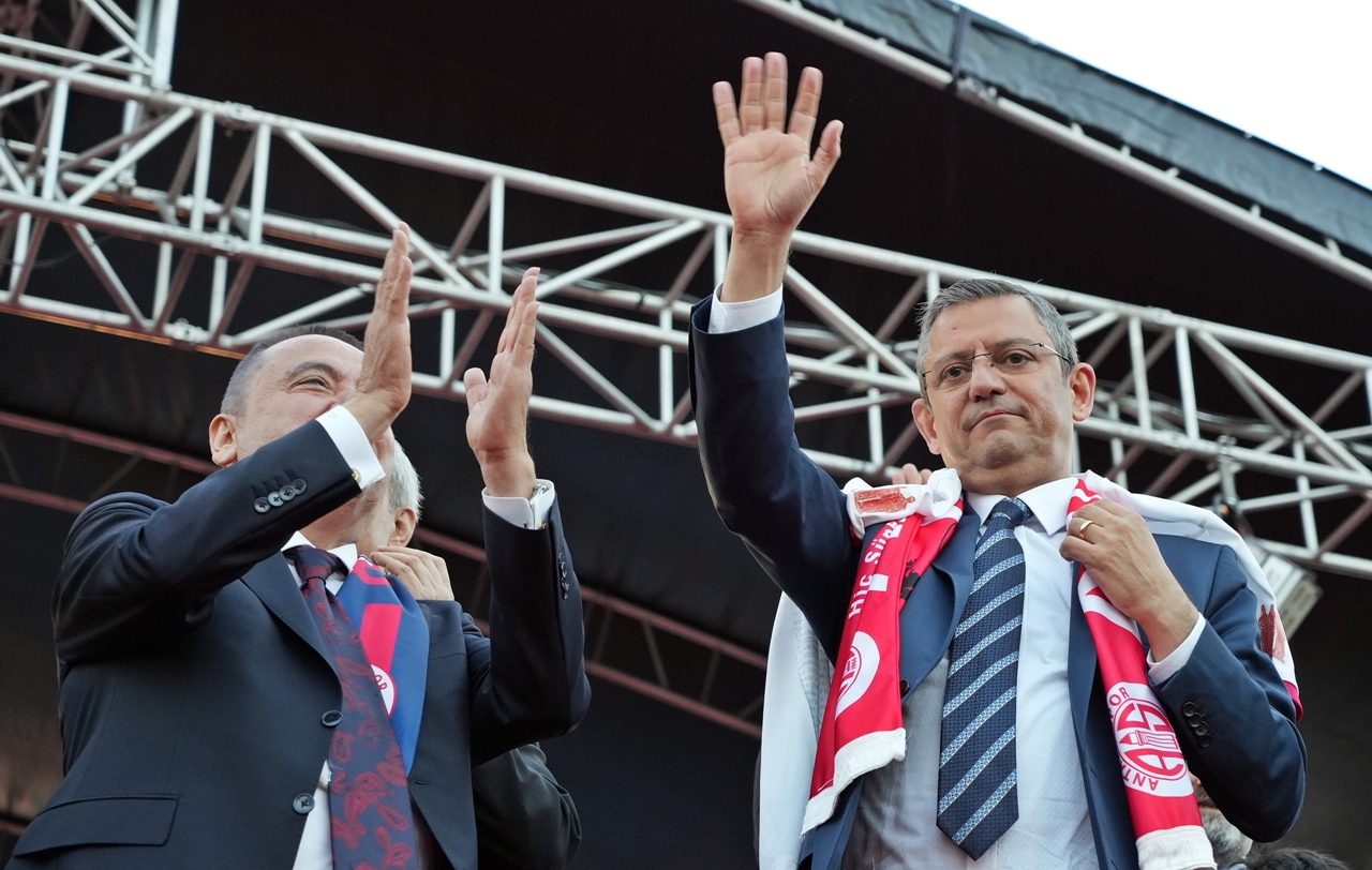 CHP Genel Başkanı Özgür Özel, 15 gün sonra tarih yazacağız