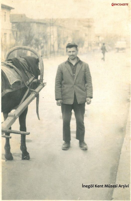 Çöplerin At Arabası İle Alındığı Günlerden 1977 (Osman Demirhan)