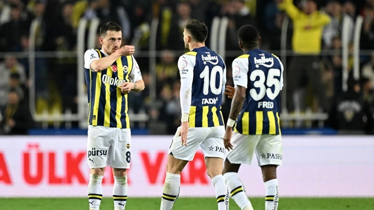 Fenerbahçe, Pendikspor'u ikinci yarıda 4-1 mağlup etti