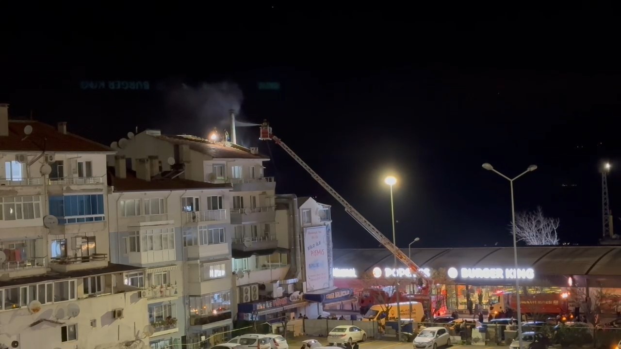 Genç Gazete Mudanya'da Balıkçı Restoranında Yangın Paniği (2)