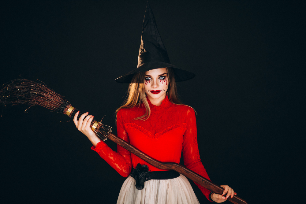 Genç Gazete Rüyada Cadı Kadın Görmek Ne Anlama Gelir (3)